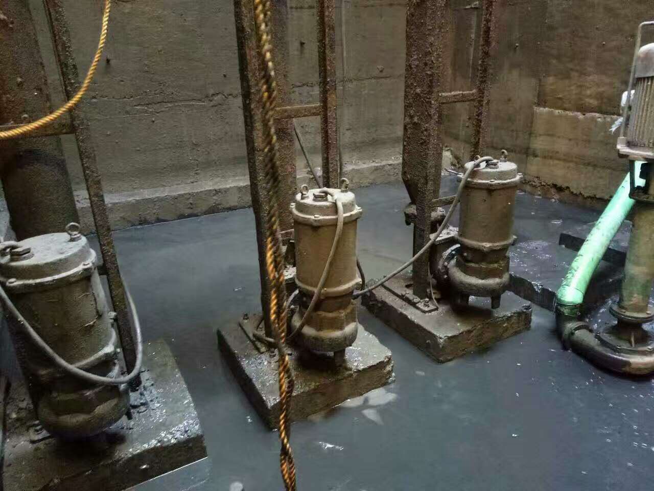 马边污水池清理